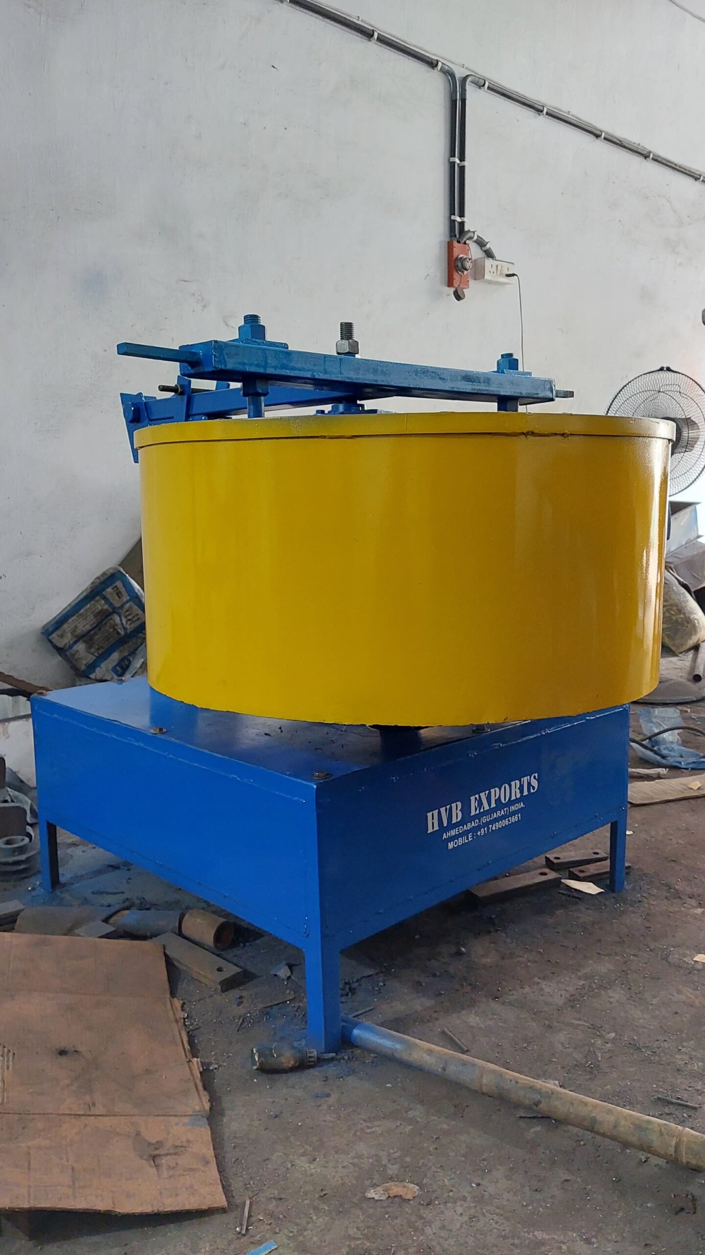 Color Pan Mixer